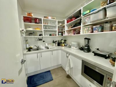 Modern Living - Immaculate Home in Minto