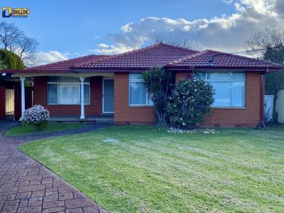 Family Home in Selective School Zone Area