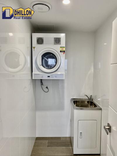 STUNNING FAMILY HOME